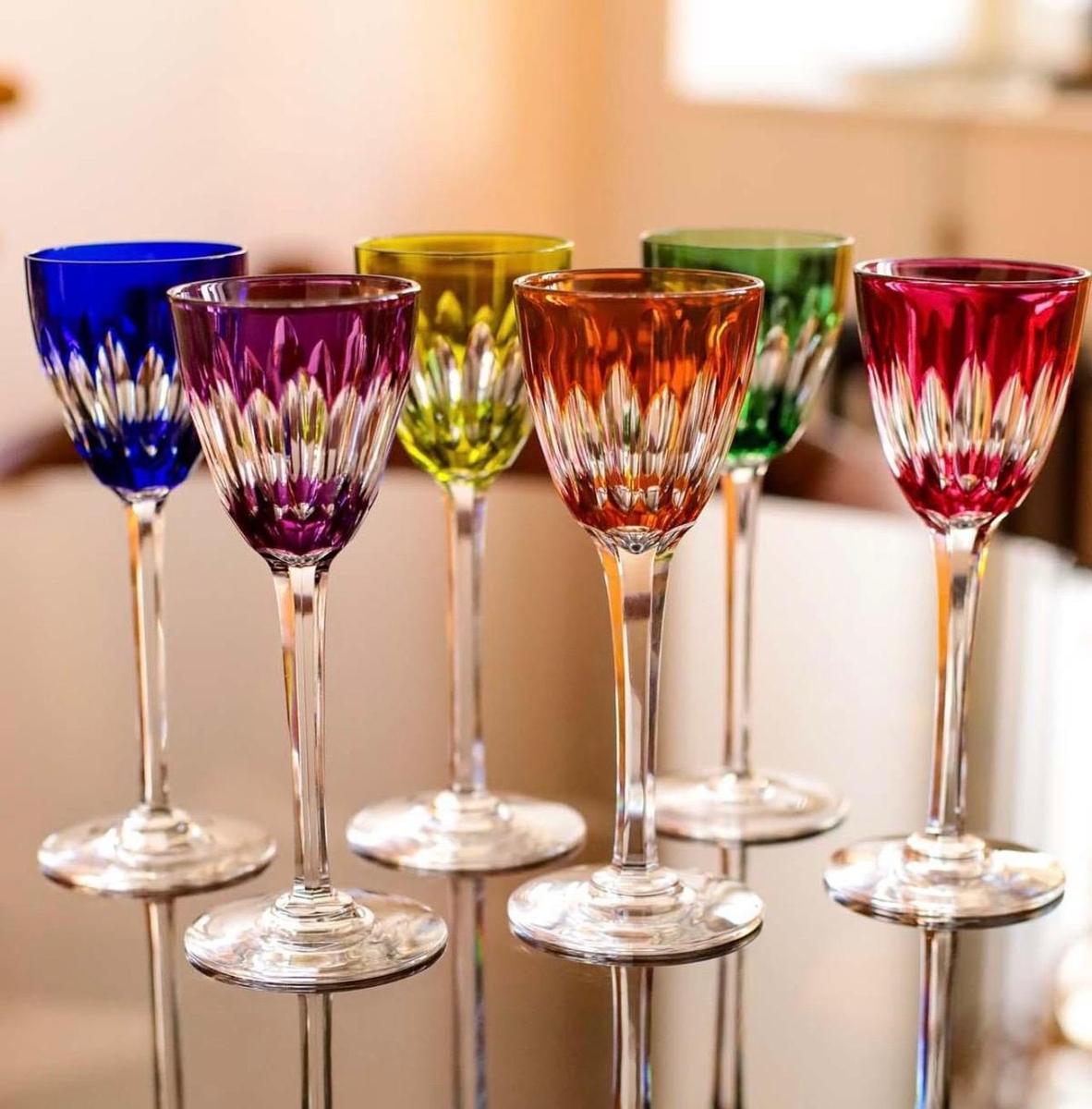Verres en cristal de couleur