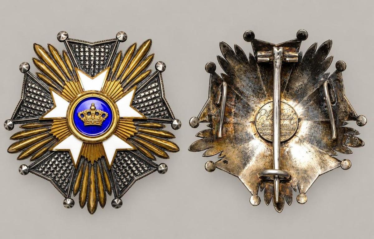 Médaille ou décoration ancienne