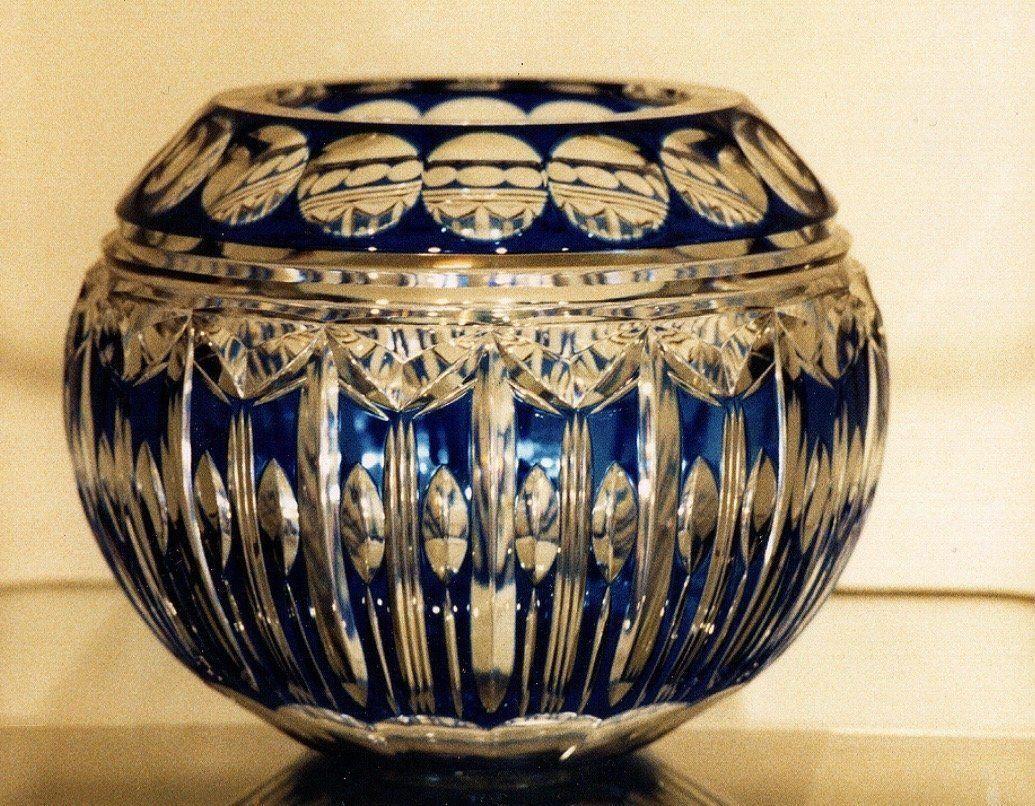Vase en cristal bleu